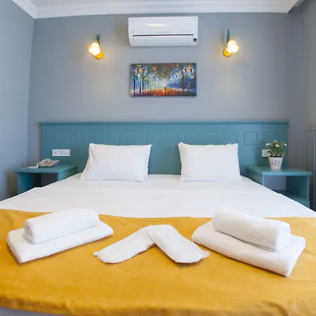 Room Room Motel 酒店 3*